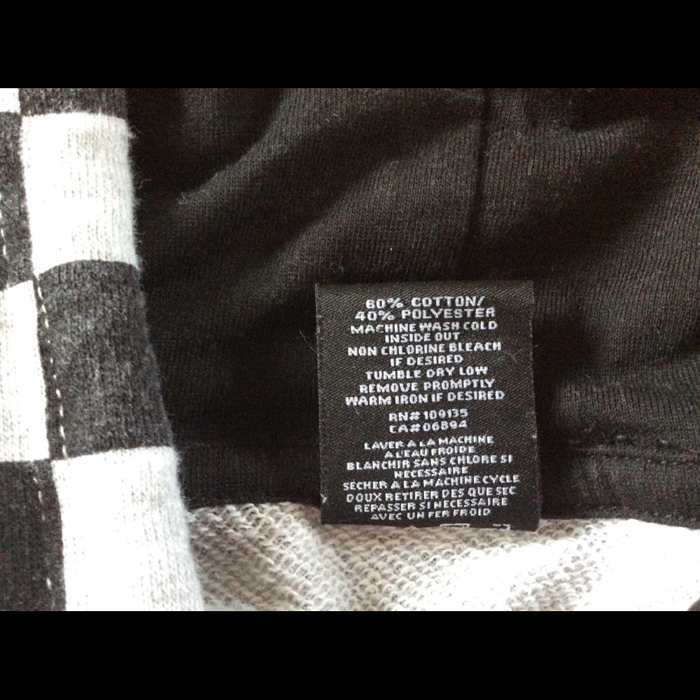 Chicago Bulls Black and White NBA Pullover Hoodie - Picture 6 of 6